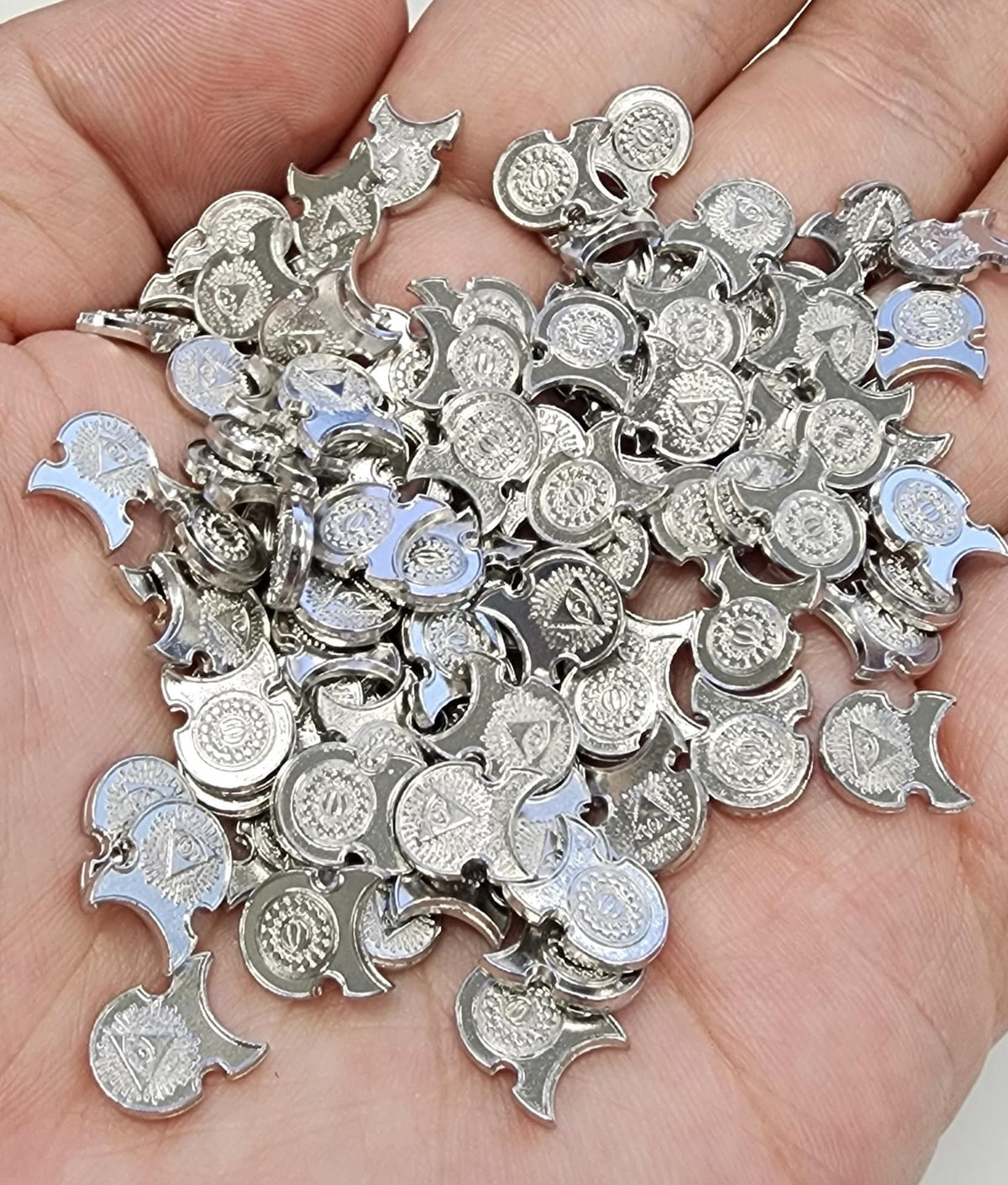 1,000 Platinum Metal Coins, detail view 14