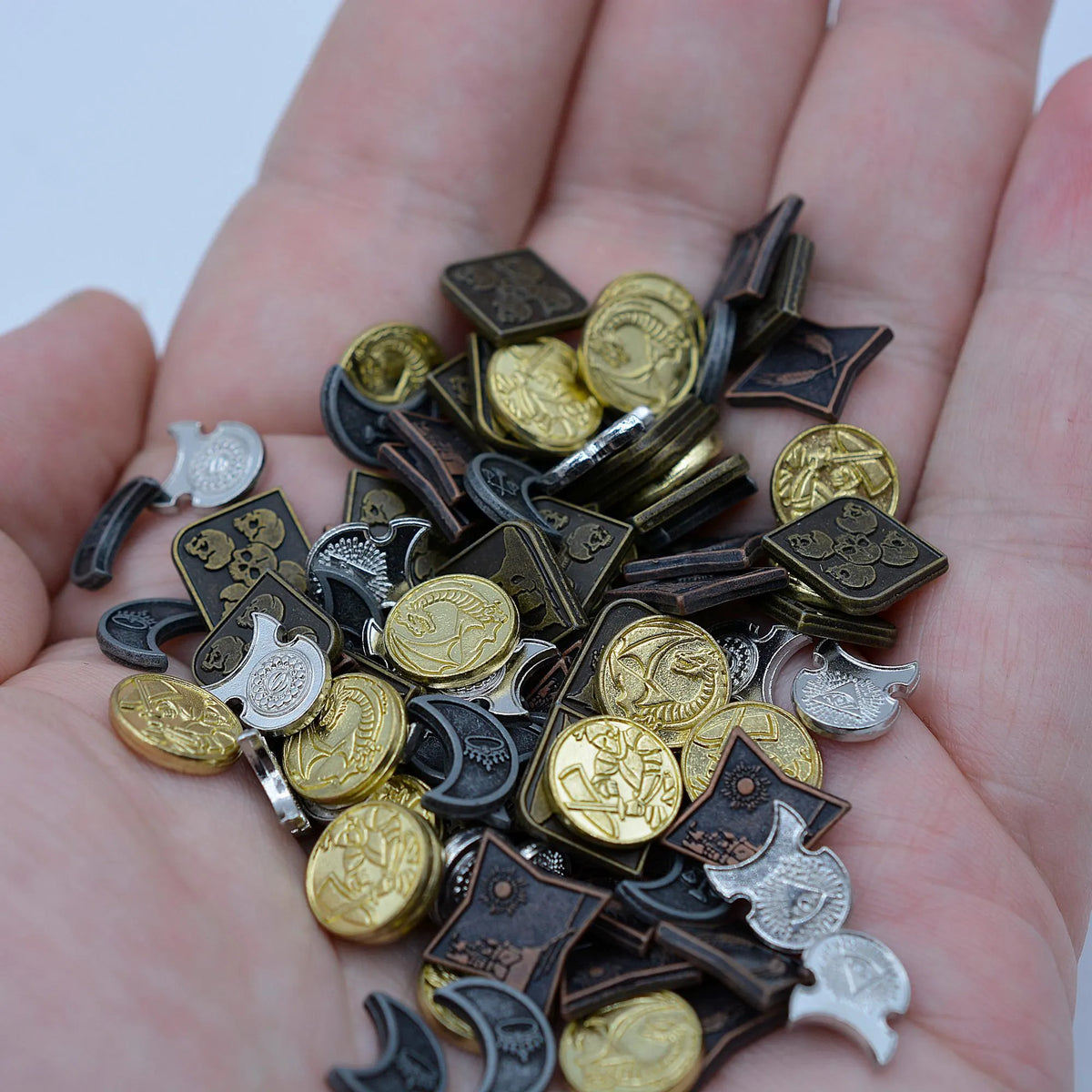 100 Mixed Metal Coins, detail view 3