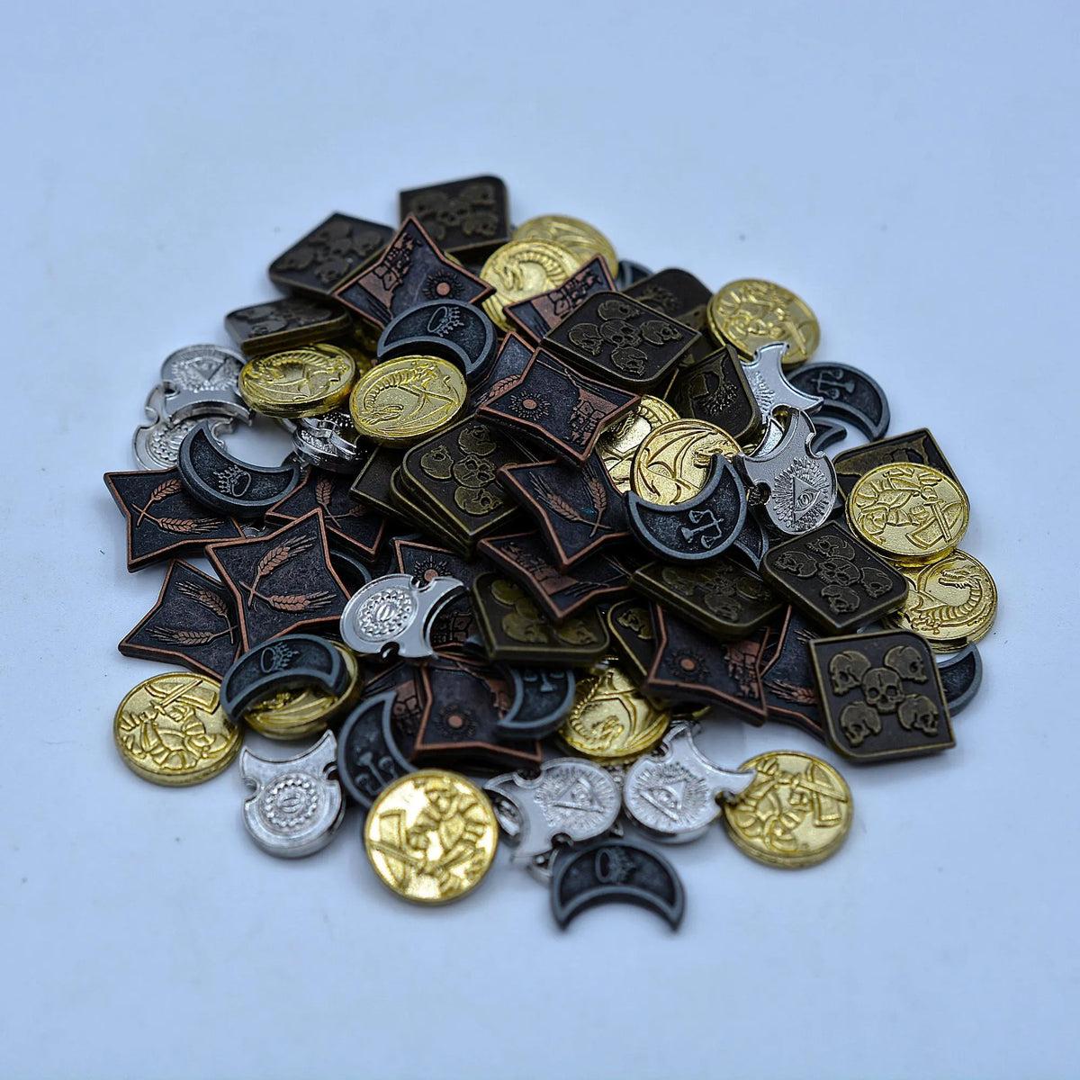 100 Mixed Metal Coins, detail view 9