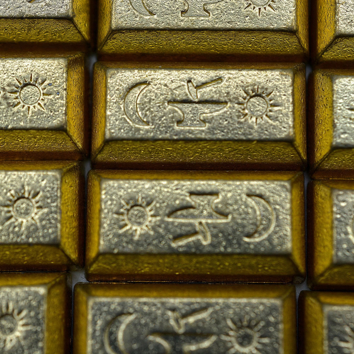 20 Gold Metal Ingots, detail view 4