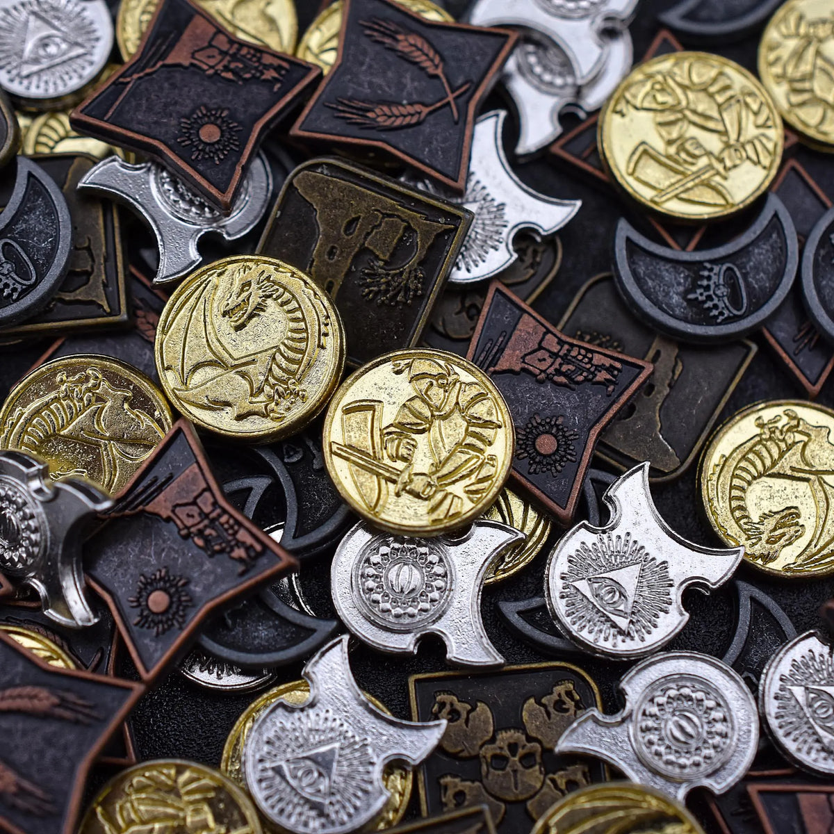 100 Mixed Metal Coins, detail view 7