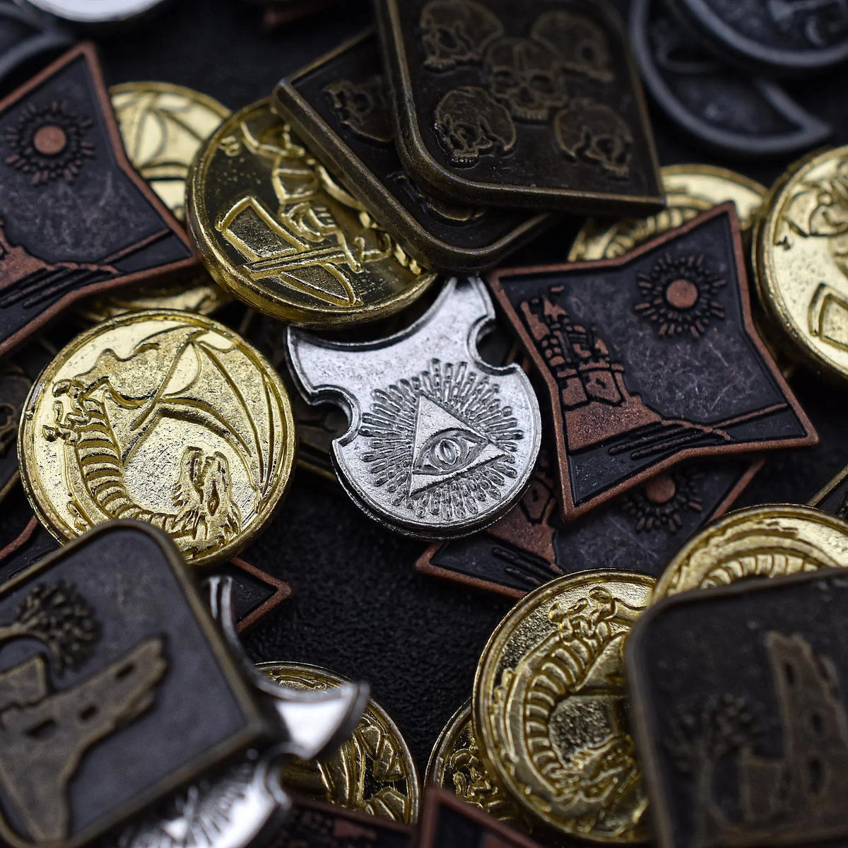 100 Mixed Metal Coins, detail view 8