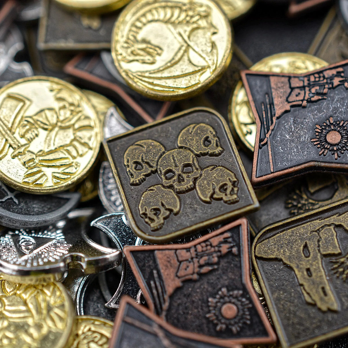 100 Mixed Metal Coins, detail view 5