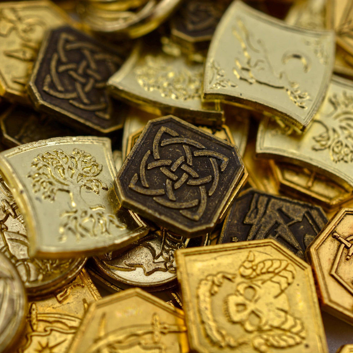 1,000 Mixed Gold Metal Coins, detail view 7