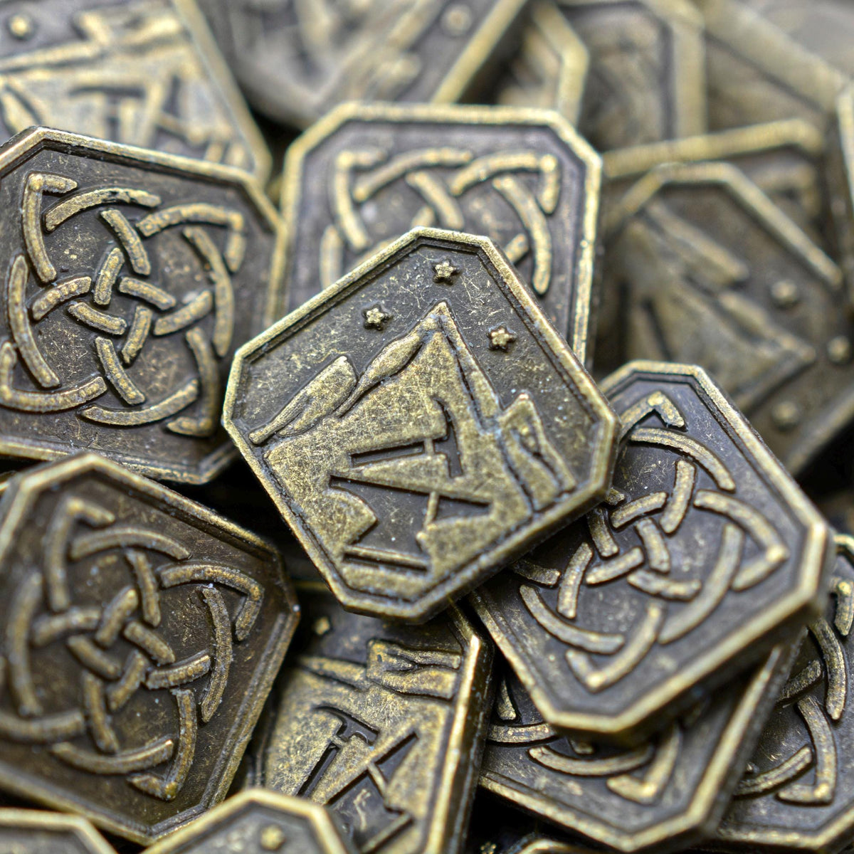500 Gold Dwarven Metal Coins, detail view 4
