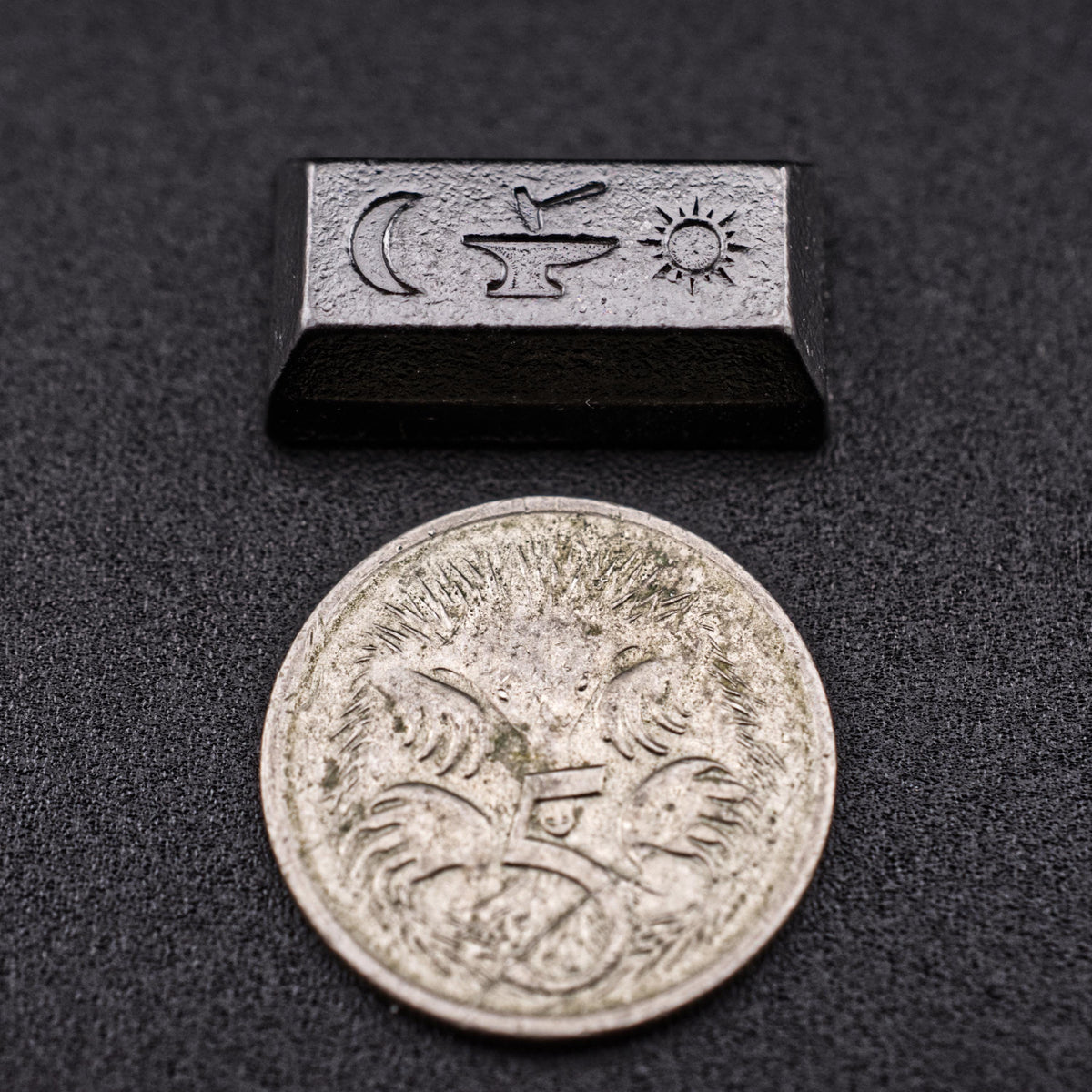 20 Dark Gunmetal Ingots, detail view 16