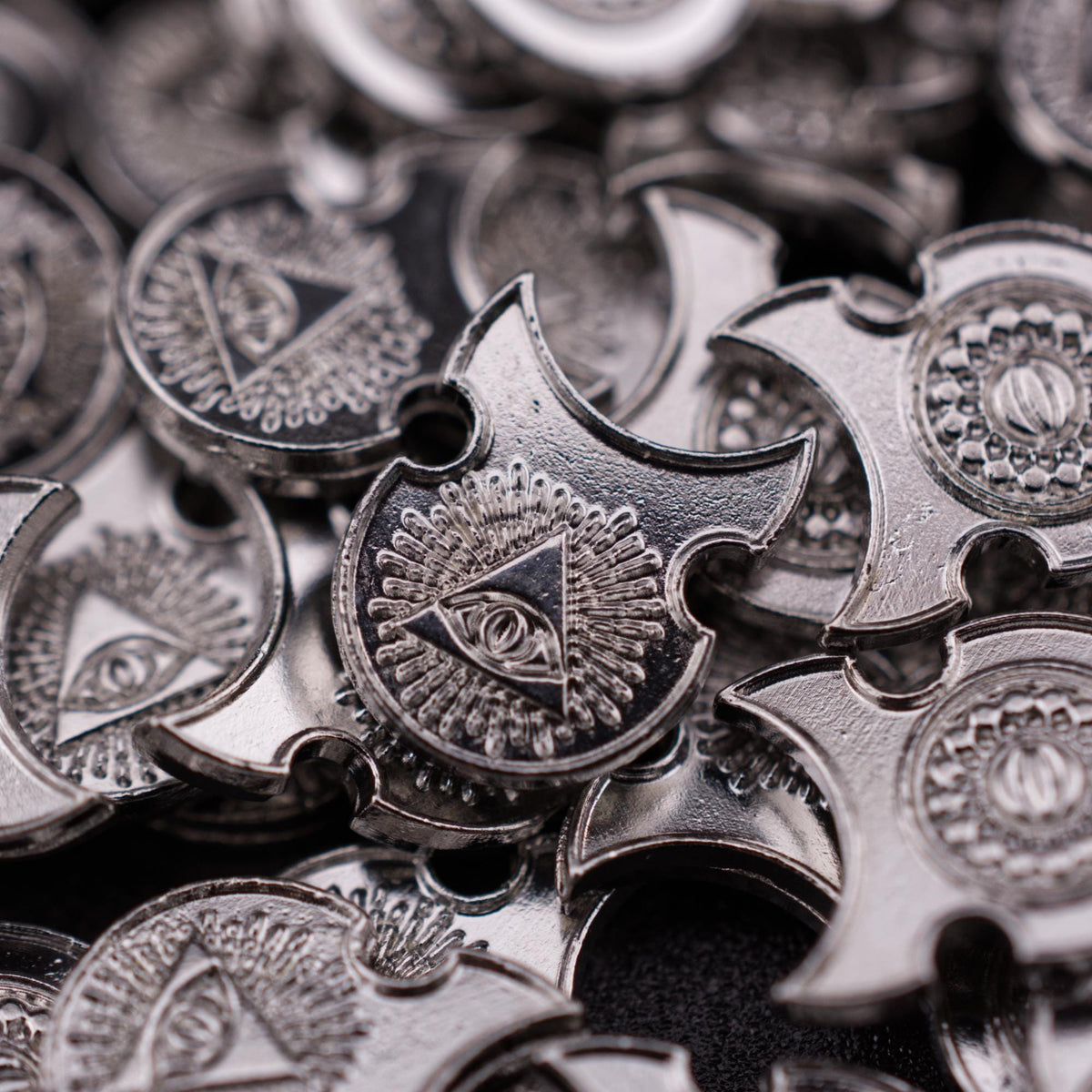 1,000 Platinum Metal Coins, detail view 6