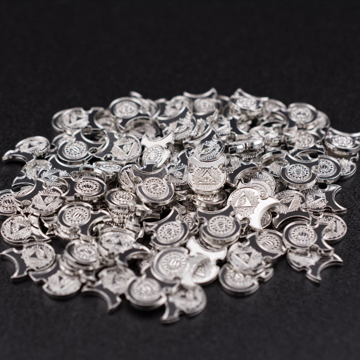 500 Platinum Metal Coins, detail view 2