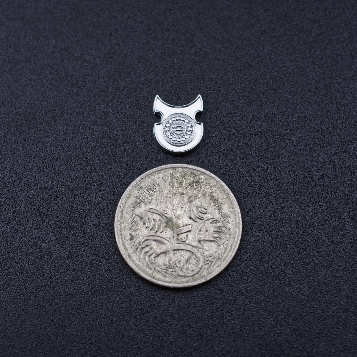 100 Platinum Metal Coins, detail view 13