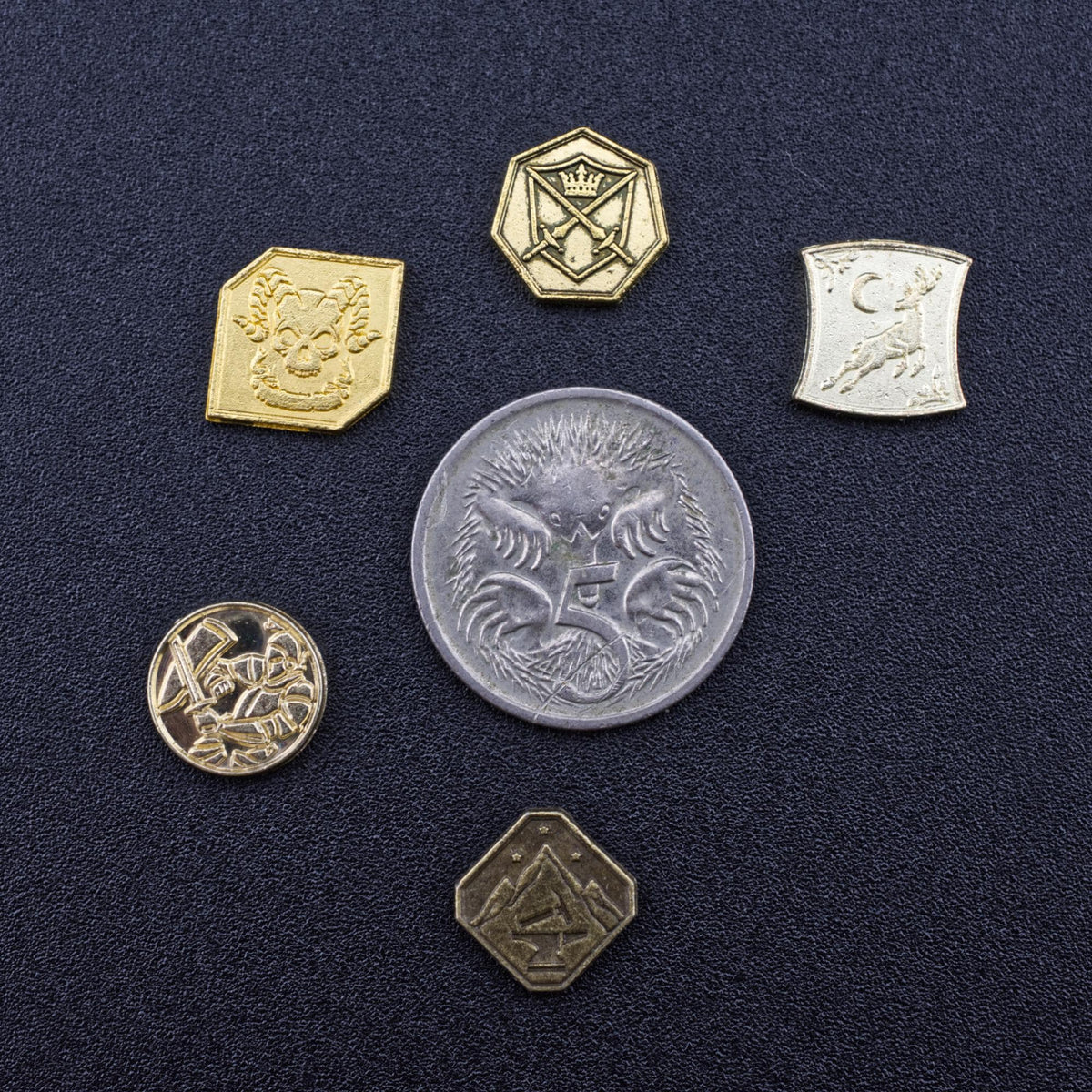 500 Mixed Gold Metal Coins, detail view 12